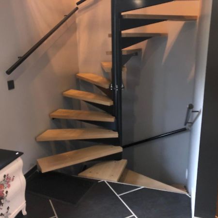 Loft D Isa Avec Wifi Netflix Apartment Gesves Luaran gambar
