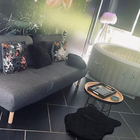 Loft D Isa Avec Wifi Netflix Apartment Gesves Luaran gambar