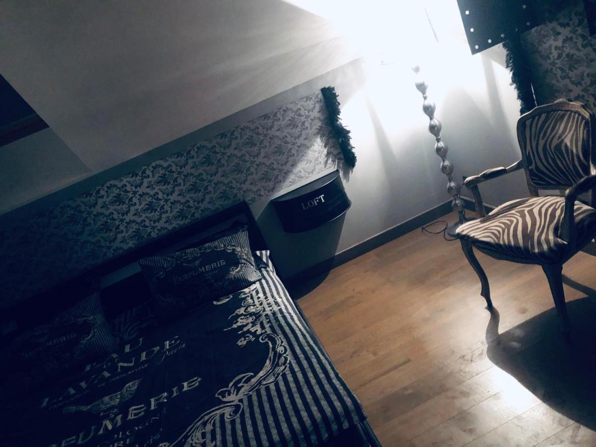 Loft D Isa Avec Wifi Netflix Apartment Gesves Luaran gambar