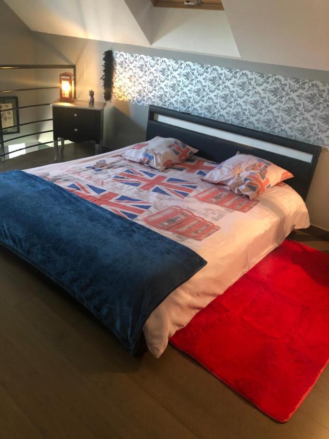 Loft D Isa Avec Wifi Netflix Apartment Gesves Luaran gambar